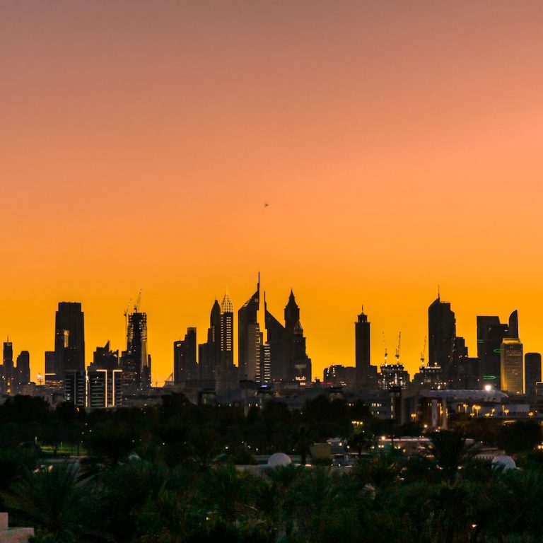 Best Month to Travel to Dubai